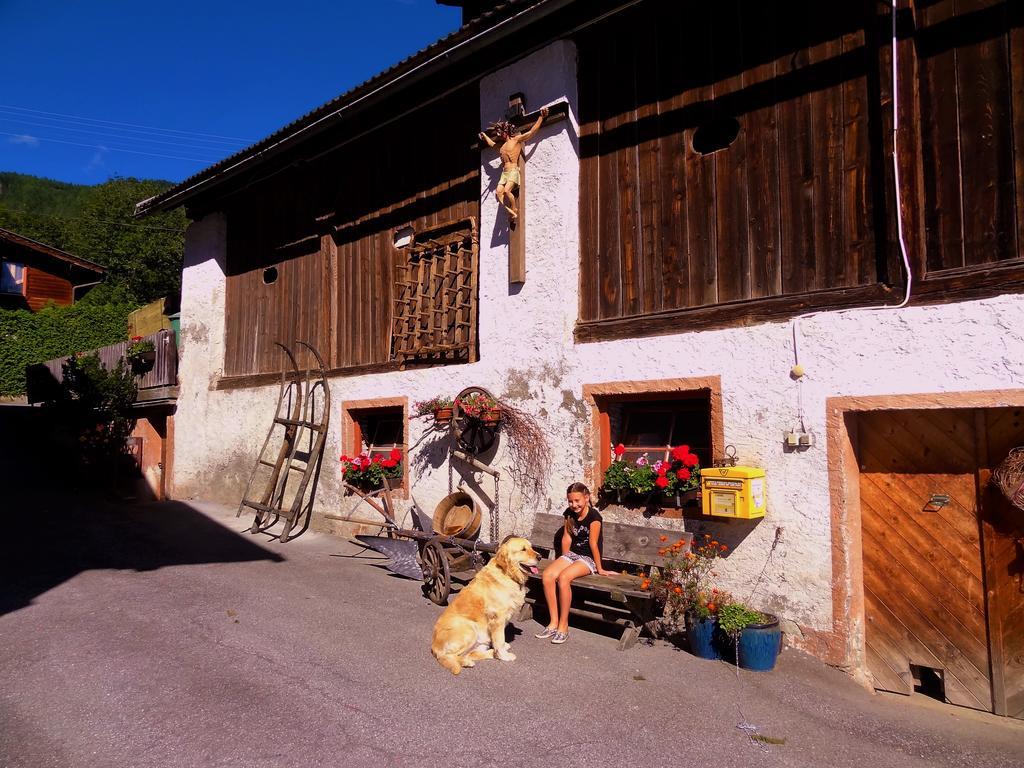 Gastehaus Zwischenberger Apartment Obervellach Exterior photo