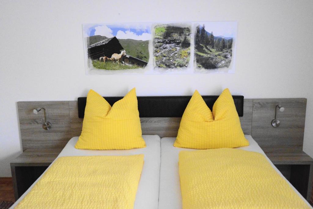 Gastehaus Zwischenberger Apartment Obervellach Room photo